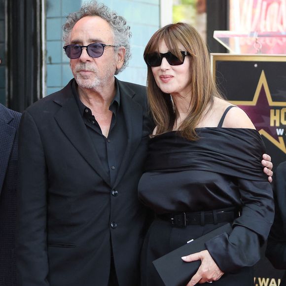 4 septembre 2024, Los Angeles, Californie, États-Unis : LOS ANGELES - 3 SEPTEMBRE : Tim Burton et Monica Bellucci lors de la cérémonie d'intronisation de l'étoile Tim Burton sur le Hollywood Walk of Fame, le 3 septembre 2024 à Los Angeles, Californie (Image de crédit : © Kay Blake/ZUMA Press Wire)