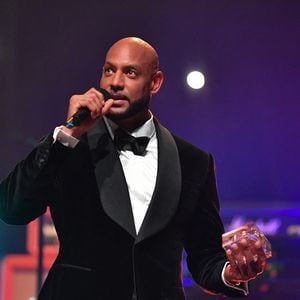 Placé sous contrôle judiciaire, il lui est désormais interdit de contacter la plaignante.

Booba (Grand Prix Musique urbaines) à la Maison de la Radio à Paris le 30 novembre 2023.

© Alexandre Fay/Bestimage