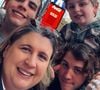 Maxime est le deuxième de la fratrie de trois garçons et le seul à suivre les traces de ses parents en cuisine.
Stéphanie Le Quellec mariée à David Le Quellec et maman de trois enfants : Baptiste, 19 ans, Maxime, 18 ans et Arthur, 6 ans.