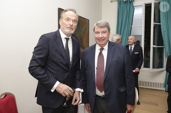 Exclusif - Marin de Viry et Xavier Darcos lors d'un dîner de la Revue des Deux Mondes à la Maison de l'Amérique Latine à Paris le 15 septembre 2025
© Jack Tribeca / Bestimage