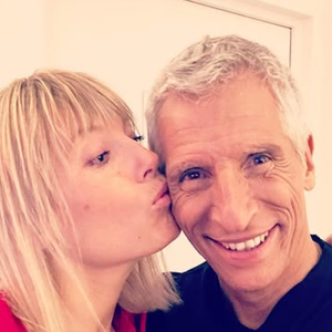 Mélanie Page s'était confiée en 2018 sur leur Noël traditionnel aux racines britanniques.

Nagui et Mélanie Page forment un couple heureux.