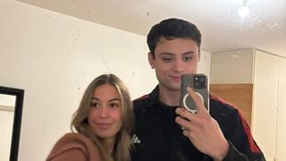 "C'est un peu le quartier des rugbymen" : Louis Bielle-Biarrey (XV de France) a déjà acheté une maison, installation avec sa compagne Chiara