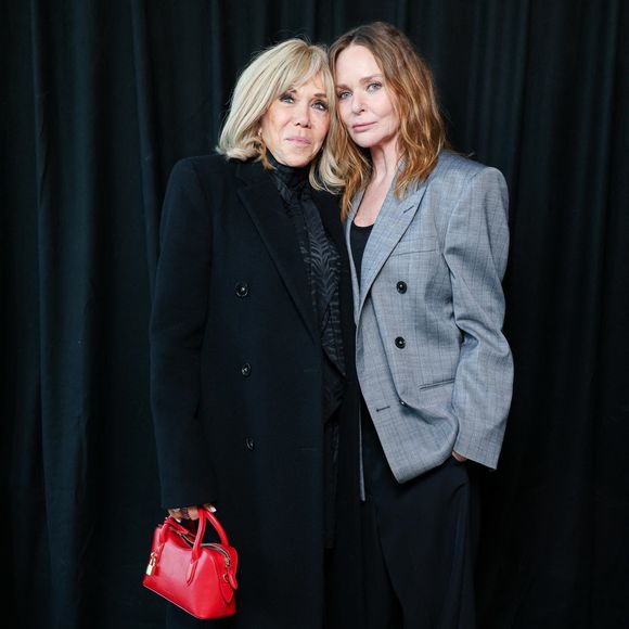 Brigitte Macron, Stella McCartney -  Défilé Stella McCartney Femmes Automne/Hiver 2025-2026 à Paris le 5 mars 2025 Backgrid USA / Bestimage