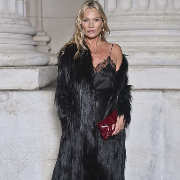 Kate Moss lors du Photocall du Défilé de mode Saint Laurent Collection Homme Printemps-Été 2026 dans le cadre de la Fashion Week de Paris, France, le 27 janvier 2026.
 
© Olivier Borde / Bestimage