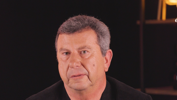 Pascal Bataille en interview pour "Purepeople"