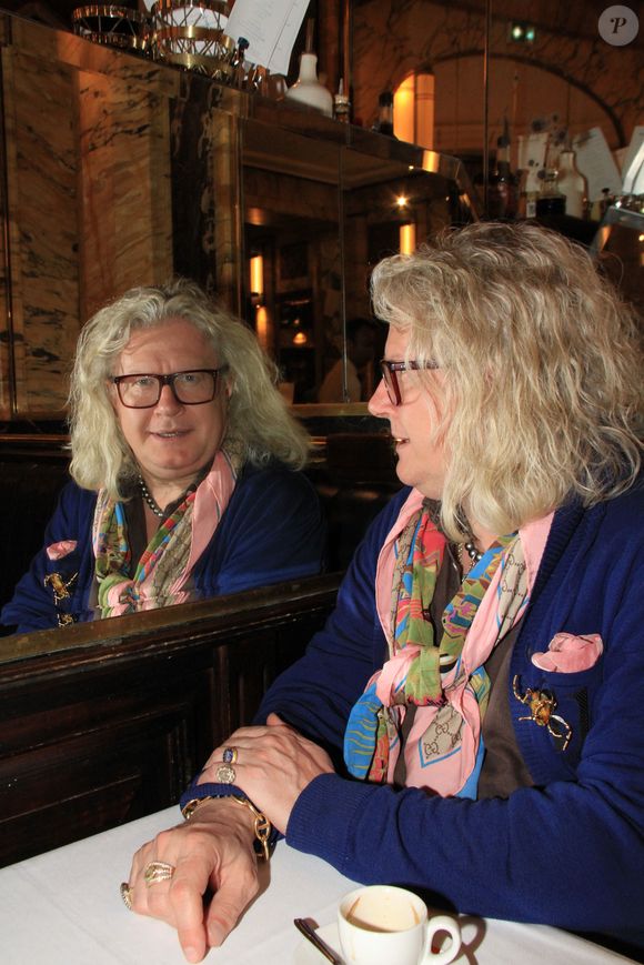 Exclusif - Rendez-vous avec Pierre-Jean Chalençon au restaurant "Le Vaudeville" à Paris le 15 mai 2024. © Philippe Baldini/Bestimage