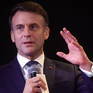 Le président Emmanuel Macron lors de la présentation du pavillon français de l'exposition universelle Osaka 2025 à la Cité de l'architecture et du patrimoine à Paris le 4 février 2025

© Teresa Suarez / Pool / Bestimage