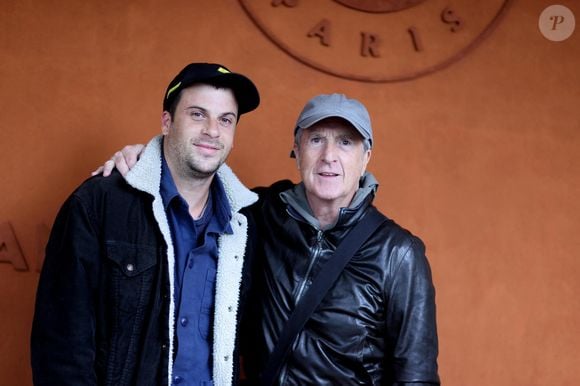 Il a également eu un fils avec Marie Trintignant, Paul

François Cluzet et son fils Paul au village lors des Internationaux de France de tennis de Roland Garros 2024, à Paris, France, le 1er juin 2024. © Jacovides-Moreau/Bestimage
