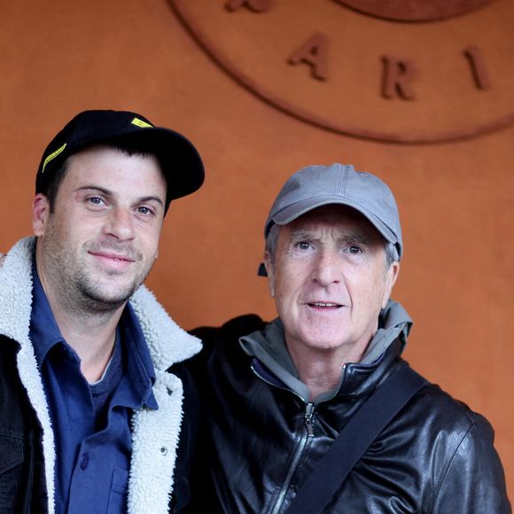 Il a également eu un fils avec Marie Trintignant, Paul

François Cluzet et son fils Paul au village lors des Internationaux de France de tennis de Roland Garros 2024, à Paris, France, le 1er juin 2024. © Jacovides-Moreau/Bestimage
