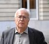 Il s'agit de l'homme d'affaire Jean-Claude Dassier, qui a déclaré le mois dernier en parlant des personnes étrangères dans les établissements pénitenciers : 

Jean-Claude Dassier - Sorties des obsèques de Nonce Paolini en l'église Saint-Honoré-d'Eylau, 66 bis, avenue Raymond-Poincaré à Paris, France, le 23 juillet 2024.