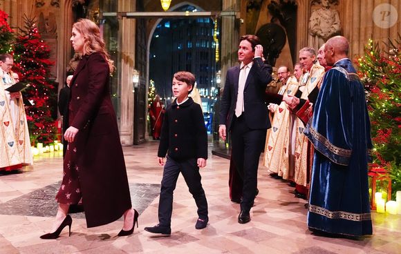Christopher Woolf, Princess Beatrice (La princesse Eugenie d’York enceinte) and Edoardo Mapelli Mozzi at the Together At Christmas Carol Service at Westminster Abbey in London. © Alpha Press/Bestimage