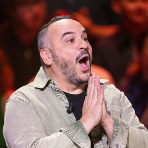 Les autres célébrités concernées par ce numéro inédit de l'émission sont François-Xavier Demaison

Exclusif - François-Xavier Demaison lors de l'enregistrement de l'émission "La Boîte à secrets", présentée par F.Bollaert et diffusée le 9 janvier 2026 sur France 3, dans les studios du Lendit à Saint-Denis, France, le 2 décembre 2025. © Cyril Moreau/Bestimage