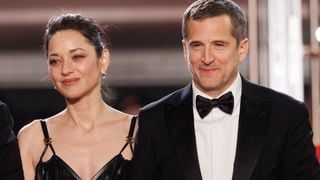"Elle a cette qualité" : Guillaume Canet s'exprime sur Marion Cotillard, l'actrice invitée à se boucher les oreilles