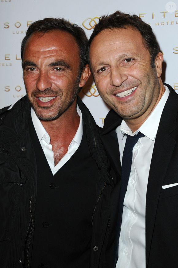 Nikos Aliagas et Arthur participant à la soirée d'ouverture de l'hôtel Sofitel à l'hôtel Sofitel, à Paris, France, le 18 septembre 2013. Photo by Aurore Marechal/ABACAPRESS.COM