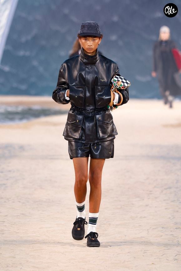 Défilé de mode Louis Vuitton Prêt à Porter Collection Homme Printemps/Été 2027 lors de la Fashion Week de Paris, à la Cité Internationale Universitaire de Paris, France, le 23 juin 2026. © Bestimage