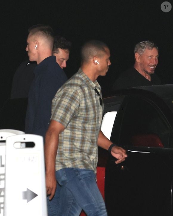 Elon Musk et Larry Ellison vont dîner au restaurant Nobu à Malibu le 24 août 2022.