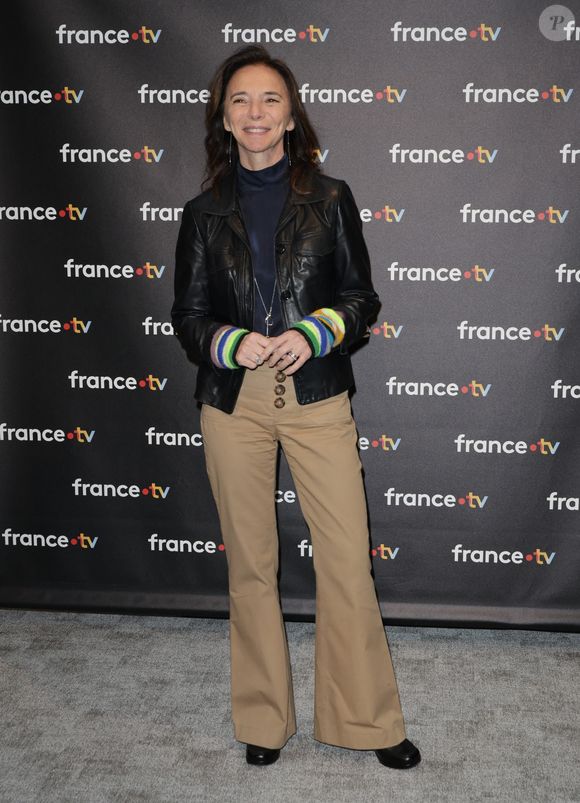 Maryse Burgot - Photocall à l'occasion des 40 ans de l'émission "Télématin" au siège de France Télévisions à Paris le 6 février 2025. Rendez-vous quotidien de partage, de proximité, d'information et de convivialité, Télématin accompagne les Français chaque matin depuis 40 ans. En rassemblant toutes les générations autour de cette matinale, l'émission a su rester un pilier de la télévision française. © Coadic Guirec/Bestimage