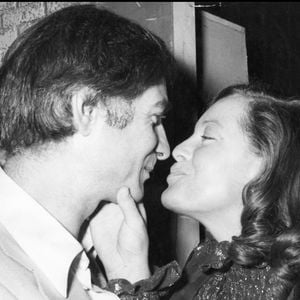 Dans sa demeure, Jean-Claude Brialy accueillait son amie Romy Schneider.
Jean-Claude Brialy et Romy Schneider en soirée dans les années 1970 à Paris. ©BERTRAND RINDOFF PETROFF / BESTIMAGE
