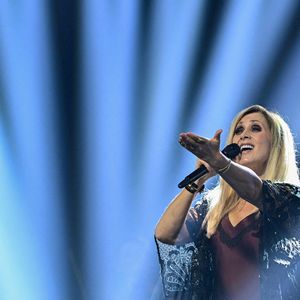 Lara Fabian se produit au Zénith de Rouen, France, le 7 octobre 2025. Photo par Christophe Meng/ABACAPRESS.COM