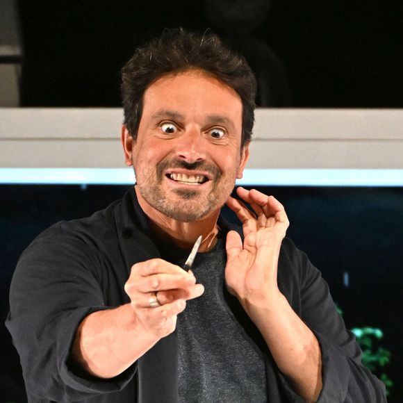 Exclusif - Bruno Salomone durant la 3eme soirée de la 1ere édition du festival Les Théâtrales d’Eze en plein air à l'oppidum du Col d'Eze avec la pièce "Au Scalpel", le 7 août 2023. 
© Bruno Bebert / Bestimage