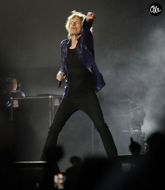 Lors d'un entretien accordé à GQ, le rockeur a levé le voile sur sa préparation physique intensive avant chaque tournée.

Exclusif - Mick Jagger - Les Rolling Stones en concert au Sofi Stadium à Inglewood en Californie. Le 14 juillet 2024.

© Bestimage