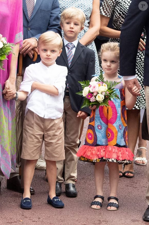 Au cours desquels ils apparaissent toujours dans des tenues de circonstances...

Le prince Jacques de Monaco et la princesse Gabriella de Monaco assistent au pique-nique annuel de Monaco le 6 septembre 2019 à Monaco. Photo by David Niviere/ABACAPRESS.COM