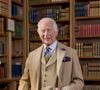 Il est désormais possible de dîner chez Charles III !
Le roi Charles III d'Angleterre pose dans la bibliothèque du château de Balmoral.
Photo : Alpha Agency / Bestimage