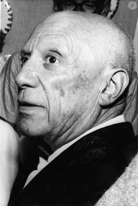 Le 25 octobre 1970 - Paris, France - L'artiste PABLO PICASSO, né en 1881, fête son 89e anniversaire à Paris. PHOTO : Gros plan de PIcasso lors de sa fête d'anniversaire.  (Crédit image : ? Keystone Press Agency/ZUMA Press Wire)