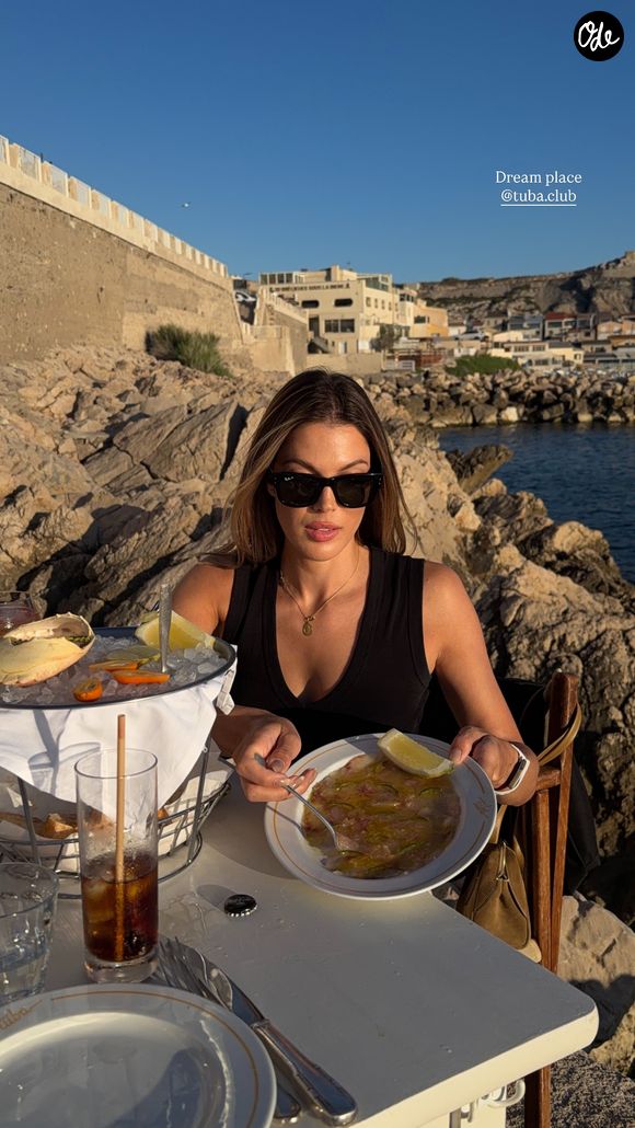 Iris Mittenaere au Tuba Club à Marseille - Photo Instagram partagée le samedi 20 juin 2026