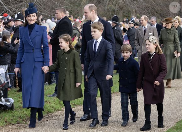 Le prince William, prince de Galles, la princesse Charlotte de Galles - Les membres de la famille royale britannique lors de la messe du matin de Noël en l'église St-Mary Magdalene à Sandringham, le 25 décembre 2023.
 Julien Burton / Bestimage