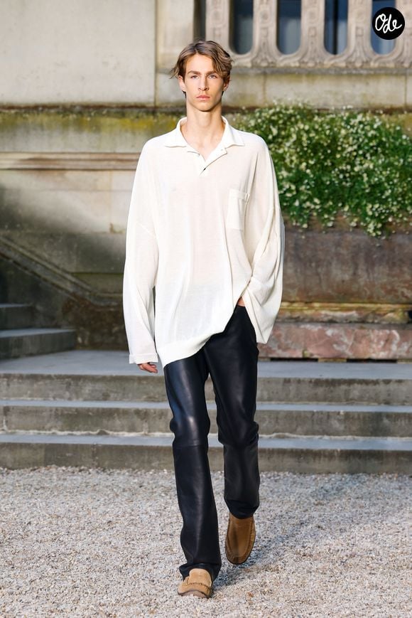 Défilé de mode Dior Homme Prêt à Porter Collection Homme Printemps/Été 2027 lors de la Fashion Week de Paris, France, le 24 juin 2026. © Bestimage