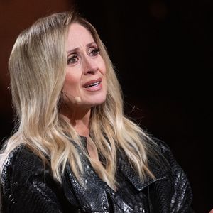 Exclusif - Lara Fabian lors de l'enregistrement de l'émission "La chanson secrète N°14", présentée par Nikos Aliagas et diffusée le 26 décembre sur TF1, à Paris le 9 décembre 2025. © Jacovides-Moreau/Bestimage