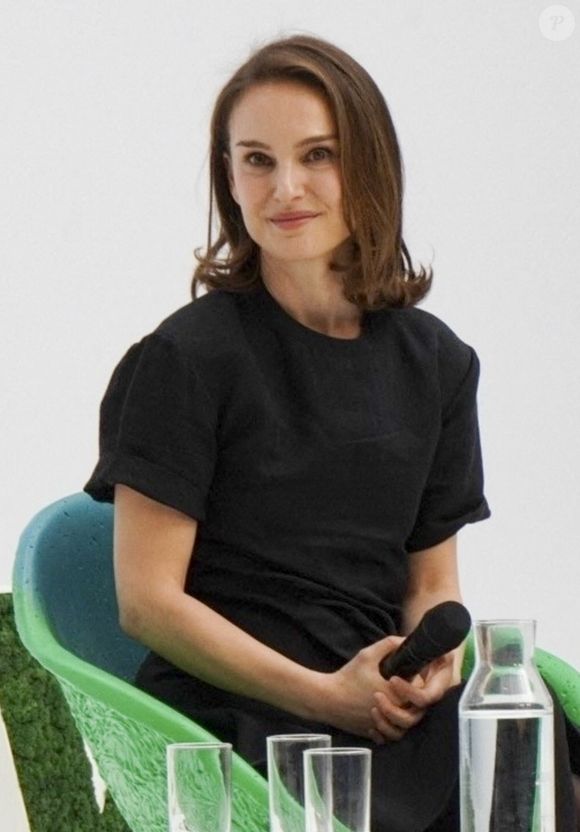 Natalie Portman lors du sommet ChangeNow 2025 au Grand Palais à Paris le 26 avril 2025. (Backgrid USA / Bestimage).