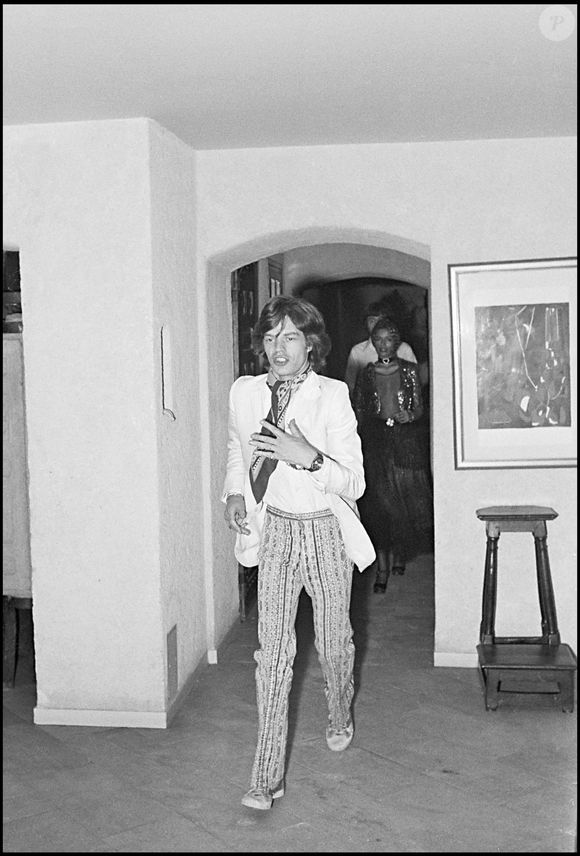 Archives - Mick Jagger et Bianca Moreno au Byblos après leur mariage à Saint-Tropez en 1971
© DANIEL ANGELI / BESTIMAGE