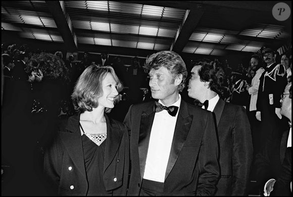 Archives - Johnny Hallyday et Nathalie Baye au Festival de Cannes en 1984. ANGELI-RINDOFF / BESTIMAGE