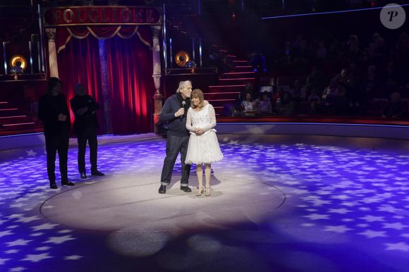 Jean-Jacques Debout, Chantal Goya, lors de la représentation pour Les Pièces Jaunes du Cirque Bouglione au Cirque d'Hiver organisée par le couturier Stéphane Rolland, Paris, France, le 10 janvier 2026. © Jack Tribeca / Bestimage