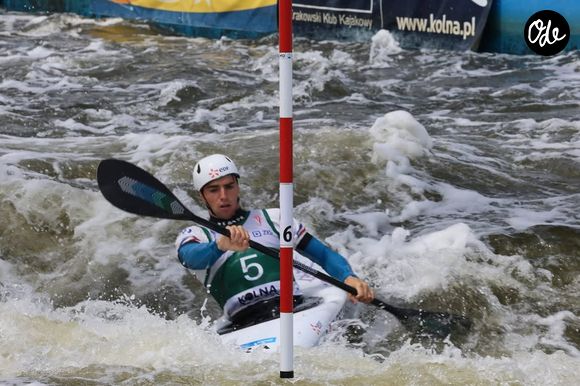 Le 27 juillet 2026, il célébrait ainsi ses médailles de champion de France kayak u23, de vice champion de France canoë u23, mais aussi de champion de France au combiné et vice-champion de France par équipe. 

Titouan Estanguet, le fils aîné de Tony Estanguet né en 2007, lors des championnats du monde de canoë kayak en juillet 2026.

Instagram Titouan Estanguet