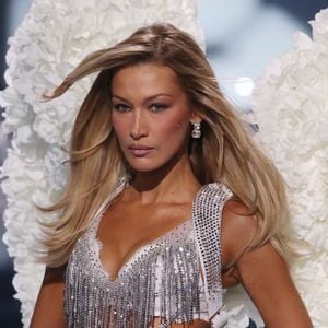 Bella Hadid - Le Victoria's Secret Fashion Show à New Tok le mercredi 15 octobre 2025.
Crédit : Backgrid USA / Bestimage
