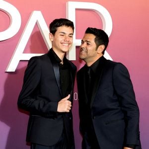 Le fils de Jamel Debbouze a choisi le football plutôt que la scène.

Jamel Debbouze et son fils Léon - Photocall des lauréats (press room) lors de la 49ème édition de la cérémonie des César à l'Olympia à Paris © Dominique Jacovides / Olivier Borde / Bestimage