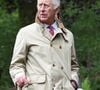 Ils sortent du silence sur deux drames
Le roi Charles (Le roi Charles III d'Angleterre) visite le Whitewell Coronation Woodland Garden, Whitewell, Clitheroe, Lancashire, UK, le 9 juin 2025.
Photo par Temilade Adelaja/WPA-Pool