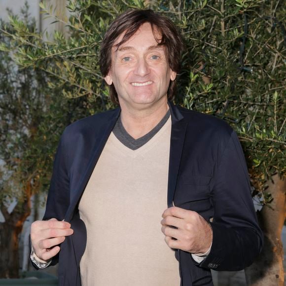 Exclusif - Pierre Palmade - Jour 4  - Lecture de "Lettre ou ne pas lettre" La fausse correspondance de Pierre Dac avec Pierre Palmade et François Rollin mise en scène Anne Bourgeois adaptation Jacques Pessis au château lors de la 26ème édition du festival de la Correspondance de Grignan, France, le 8 juillet 2022. © Jack Tribeca/Bestimage