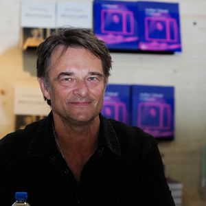 David Hallyday dédicace son livre au Festival du livre de Paris, au Grand Palais éphémère, le 14 avril 2024. 

Photo de Thibaud MORITZ/ABACAPRESS.COM