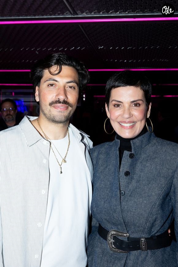 Cristina Cordula avec son fils Enzo lors de la soirée de lancement de l'émission "Cousu main" présentée par C.Cordula et diffusée sur RMC Life.
Péniche Fluctuart à Paris le 31 mars 2026. © Tiphaine Lebely / Bestimage