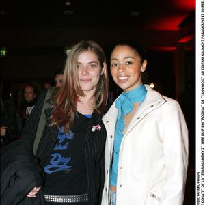 Elle ajoute : “Moi je serais pour qu’il y ait dans les prochaines années des cours d’écriture et de composition à la Star Ac pour encourager ça.”

Emma Daumas et Aurélie Konaté de la Star Academy 2, 1ère du film Podium de Yann Moix au cinéma Gaumont Paramount et soirée à l’Olympia, 3 février 2005

COADIC GUIREC / BESTIMAGE