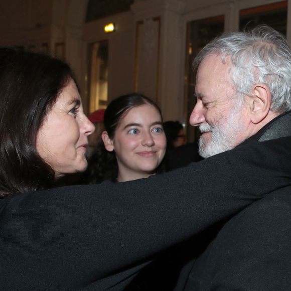 ExCristiana Reali et Francis Huster avec, au milieu, leur fille Elisa à Paris, France, le 17 Janvier 2026.

Photo par Bertrand Rindoff / Bestimage