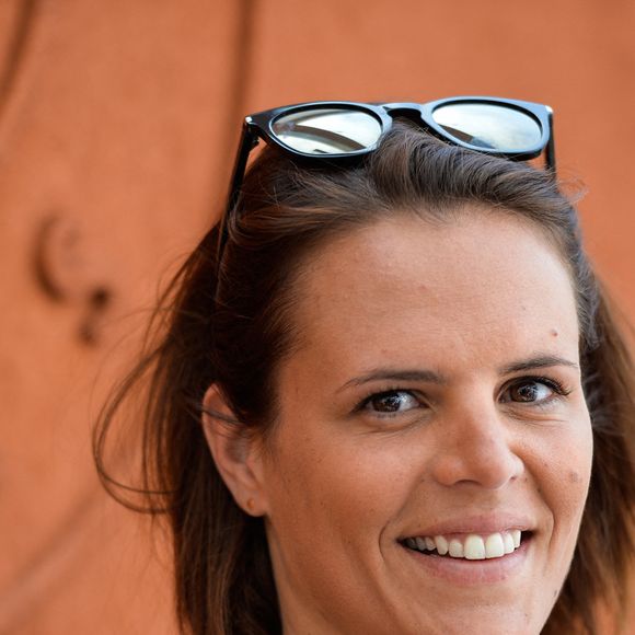 Laure Manaudou pose au village lors de la finale hommes de l'édition 2015 de Roland Garros, le 7 juin 2015 à Paris, France. Photo par Nicolas Gouhier/ABACAPRESS.COM