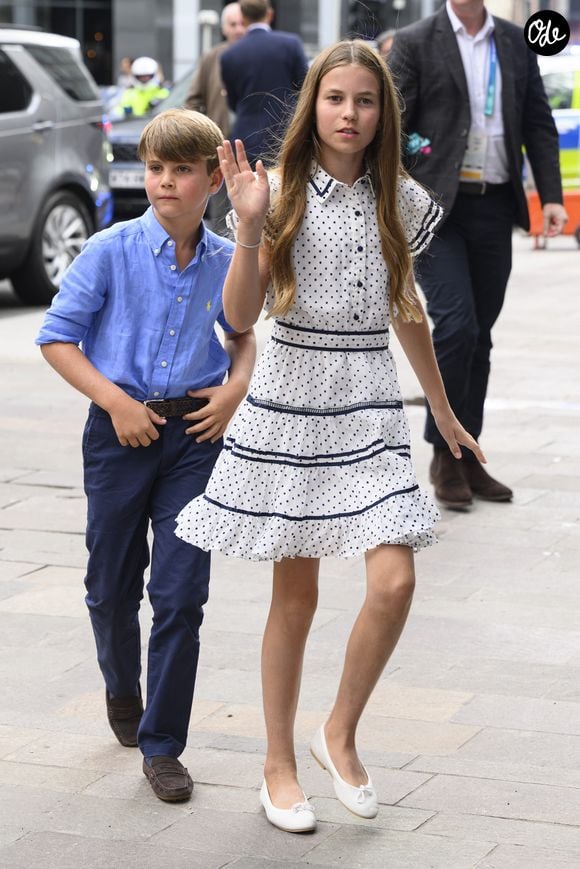 Le prince William, prince de Galles, et Catherine (Kate) Middleton, princesse de Galles, avec leurs enfants le prince George de Galles, la princesse Charlotte de Galles et le prince Louis de Galles, au jour 9 des "Jeux du Commonwealth 2026" à l'OVO Hydro de Glasgow le Samedi 1er août 2026.

Photo : Zuma Press / Bestimage