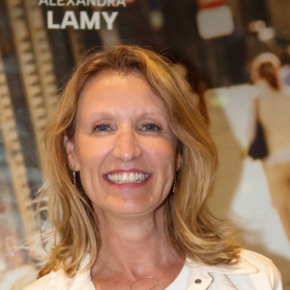 Alexandra Lamy s'est confiée sur la chaîne YouTube de Konbini.

Alexandra Lamy lors de l'avant-première du film "Pour le plaisir", à l'UGC Ciné Cité Bordeaux, France, le 17 avril 2026. © Jean-Marc Lhomer/Bestimage