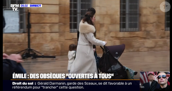 Marie et Colomban, les parents du petit Emile, arrivant à la basilique Sainte-Marie-Madeleine de Saint-Maximin-la-Sainte-Baume avec leurs deux enfants Alaïs et Vincent pour les obsèques d'Emile le 8 février 2025..