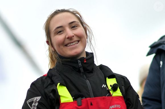 La skipper française Violette Dorange célèbre sur son monocoque Imoca Devenir sa 25e place dans la 10e édition du Vendée Globe, course à la voile en monocoque autour du monde, aux Sables-d'Olonne, dans l'ouest de la France, le 9 février 2025. Photo by Franck Castel/ABACAPRESS.COM